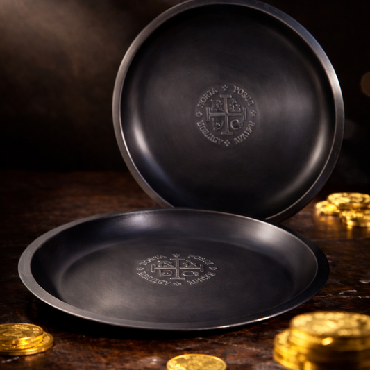 Plate with Lip Metal Black Light